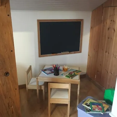 La Casa Cantarana لو تيتش